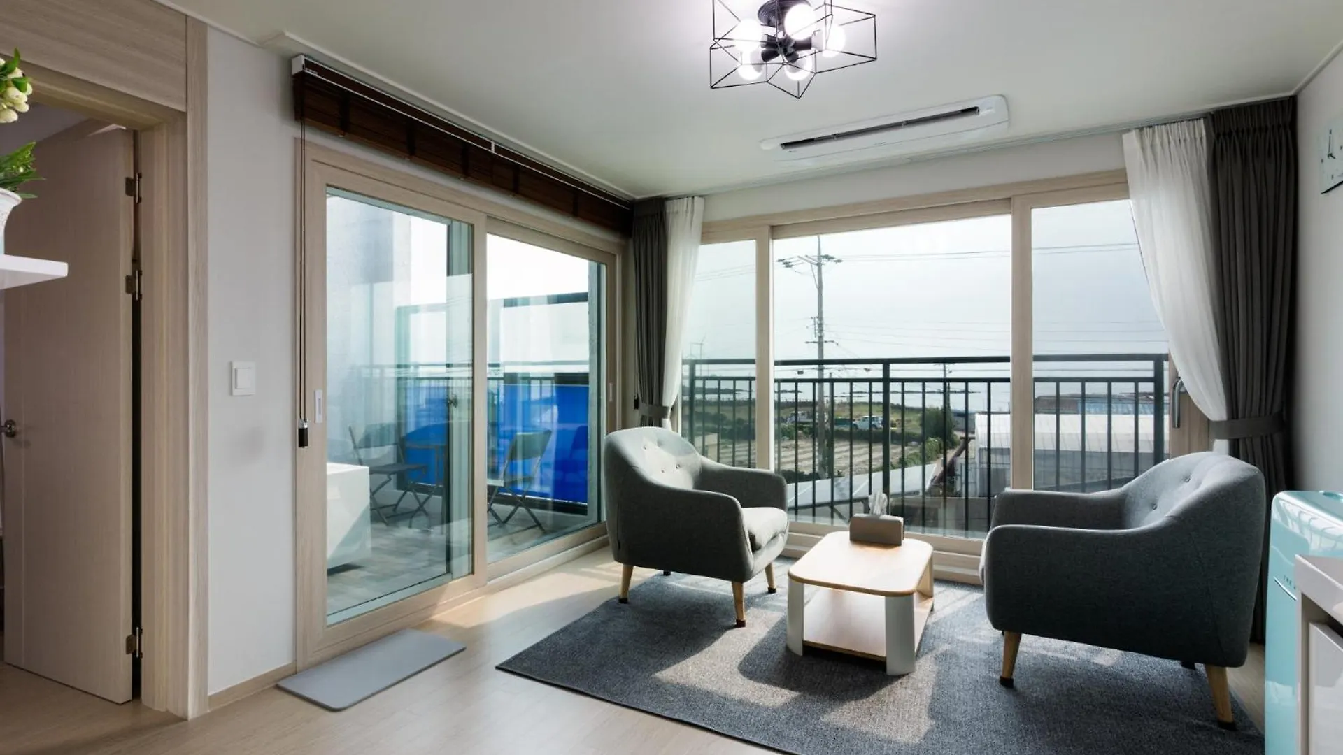 Jemibareut Pension Jeju